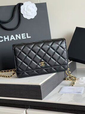 CHANEL bag